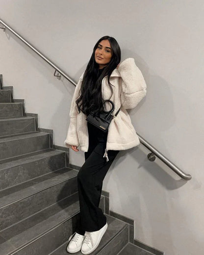 Amira | Teddy-Mantel