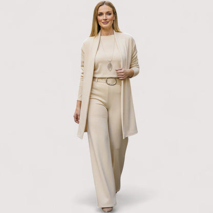 Alana | Luxuriöser & bequemer dreiteiliger Damenanzug