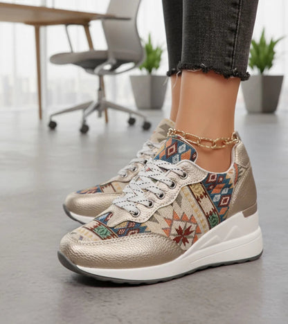 Znaya – Boho Turnschuhe Mit Geometrischem Schnürdesign