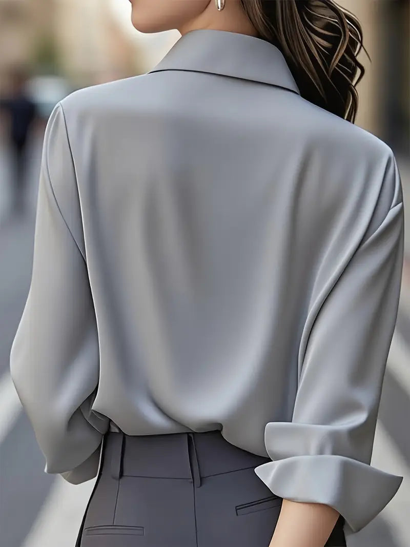 Lotta | Elegantes Langärmeliges Hemd Mit Knopfleiste