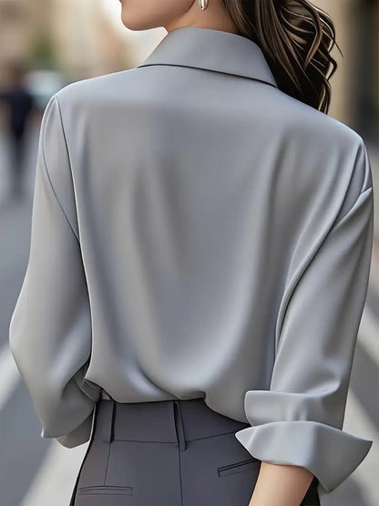 Lotta | Elegantes Langärmeliges Hemd Mit Knopfleiste