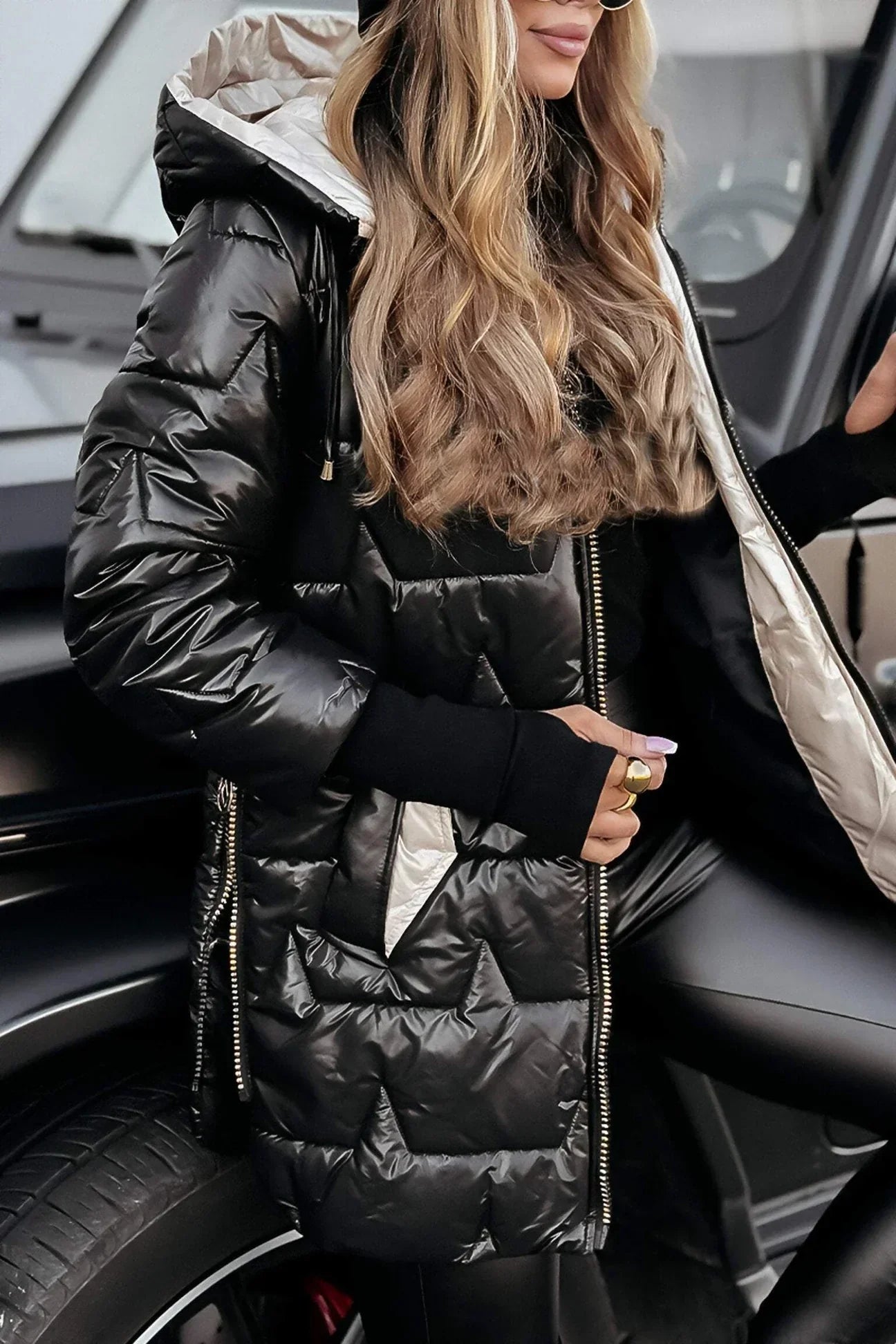 Caterina | Eleganter Wintermantel mit Kapuze und Fütterung