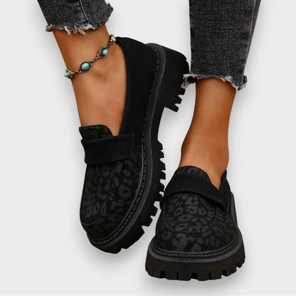 Jasmine | Plateaulackstiefel im Leopardenprint