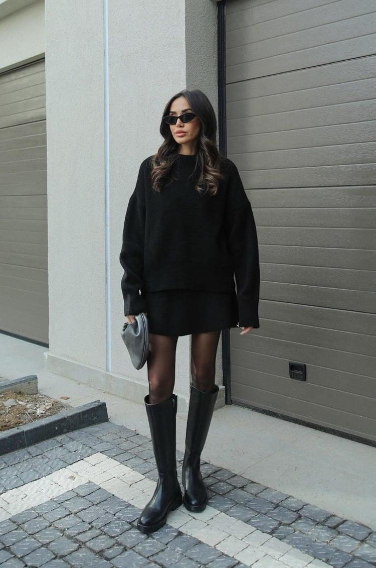 Nicola | Pullover und Rock mit lockerer Passform